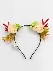 Алый светящийся ободок с рожками, украшенный цветами
