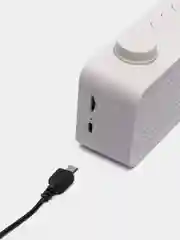 Белый беспроводная Bluetooth колонка 2 в 1 часы - будильник настольные