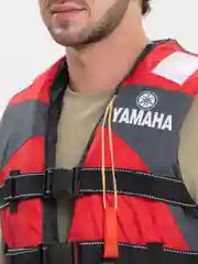 Красный жилет спасательный
