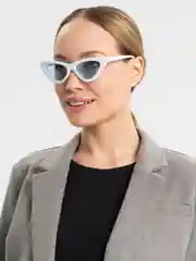Очки солнцезащитные, имиджевые, с чехлом