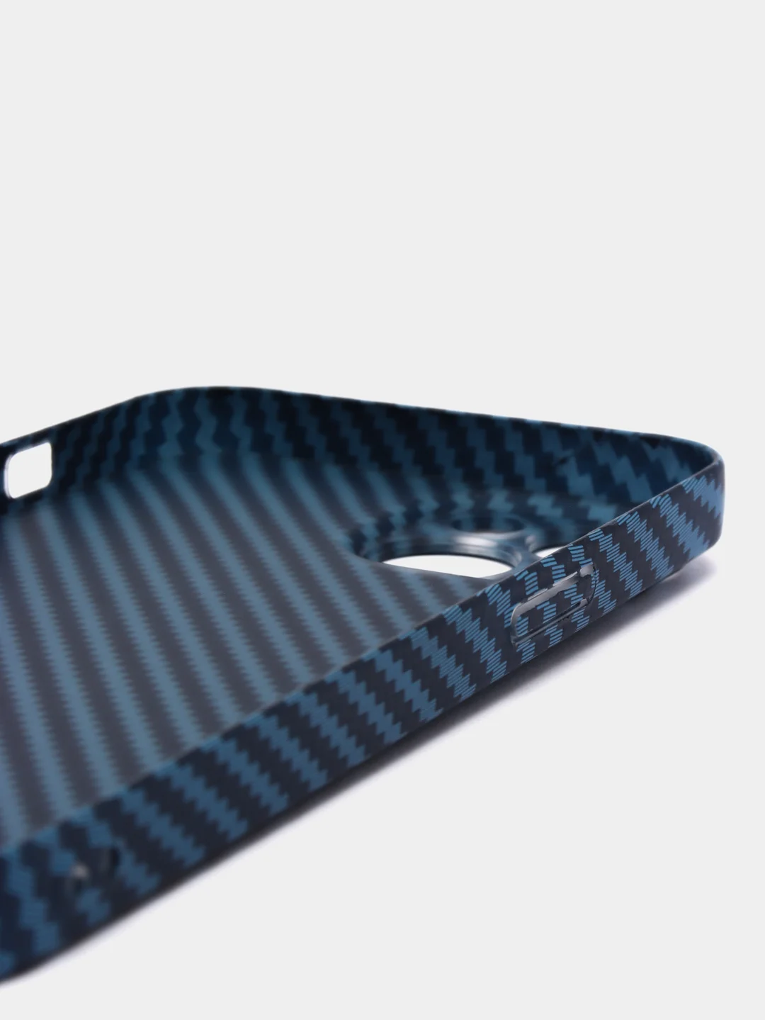 Темно-синий чехол для iPhone 16, 16 Pro, 16 Pro Max, 15 pro, 15, 14, 14 Pro, 14 Pro Max Карбон Айфон