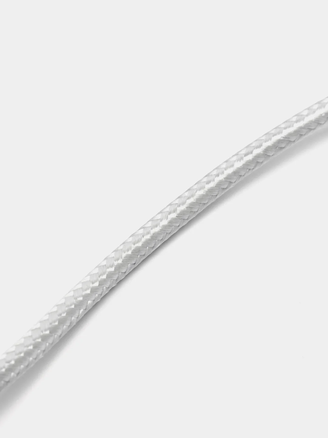 Серебряный кабель Type-C в нейлоновой оплетке