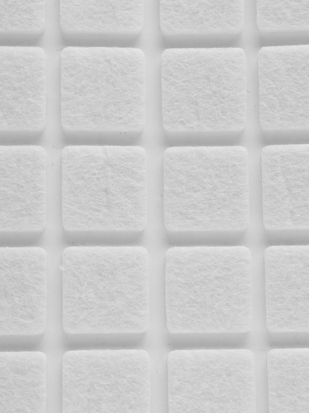 Белый подпятник самоклеящийся 20x20мм, фетр H - 3.5мм, 25 шт