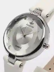 Бежевый женские кварцевые часы