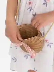 Хаки шляпа и детская сумка