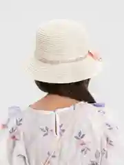 Молочный шляпа и детская сумка