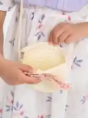 Молочный шляпа и детская сумка