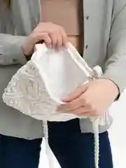 Слоновая кость сумочка женская