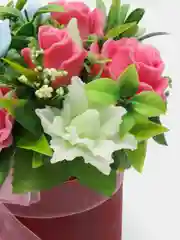 Бордовый букет из мыла в виде ягод и цветов, подарочный набор ручной работы,подарок учителю,коллеге