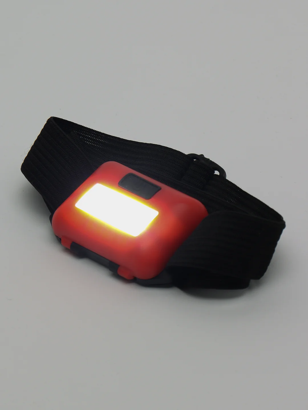 Черный походный туристический налобный фонарь на батарейках HeadLamp 10W COB