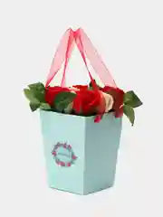 Красный букет из мыльных роз, ручная работа