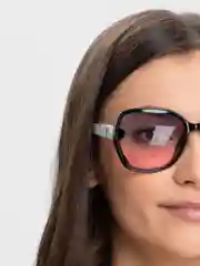 Белый солнцезащитные женские очки