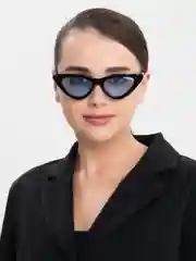 Очки солнцезащитные, имиджевые, с чехлом