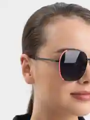Коралловый очки солнцезащитные в цветной металлической оправе