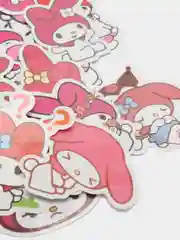 Золотой наклейки для стикербомбинга, Kuromi, Melody, Hello Kitty, Sinnamoroll. Стикерпак, Куроми
