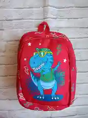 Красный рюкзак для мальчика
