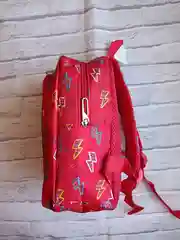 Красный рюкзак для мальчика