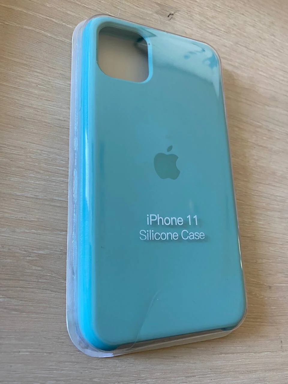 Бирюзовый чехол Silicone Case для iPhone 11, с открытым низом