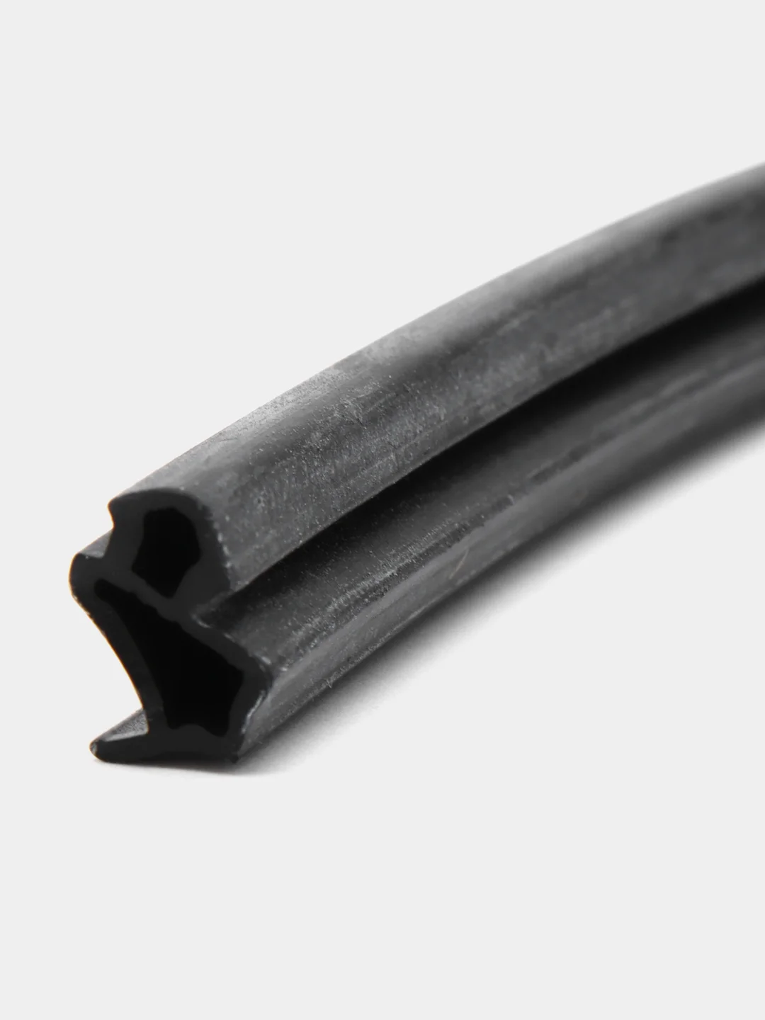 Уплотнитель для пластиковых окон универсальный, черный, 5, 5 м, EPDM