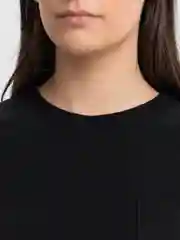 Черный футболка женская