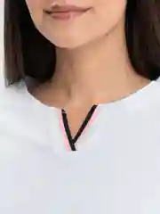 Белый лонгслив женский
