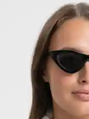 Черный солнцезащитные очки "Кошачий глаз"