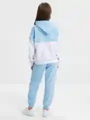 Белый костюм спортивный