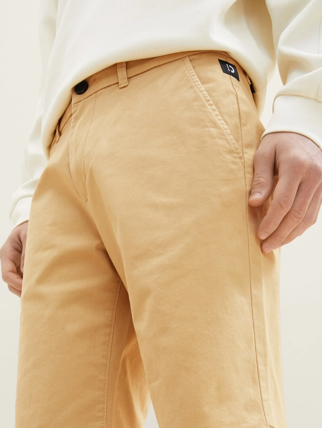 Коричневый прямые шорты Slim в стиле чинос Tom Tailor