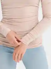 Бежевый лонгслив