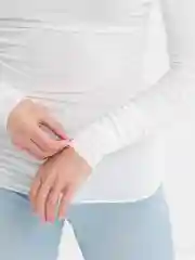 Белый лонгслив