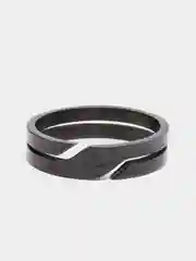 Черный кольцо стальное