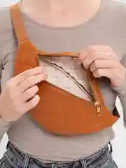 Коричневый женская сумка, бананка
