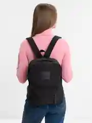 Черный рюкзак однотонный