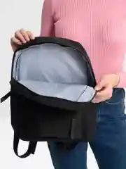 Черный рюкзак однотонный