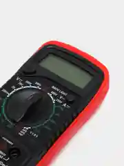 Красный цифровой мультиметр XL830L с функцией прозвонки и подсветкой экрана