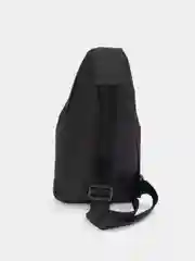 Черный рюкзак на одно плечо