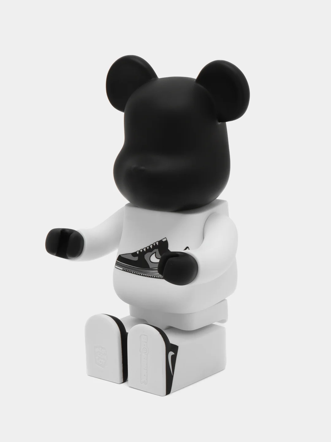 Черный bearbrick, игрушка, игрушка коллекционная