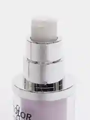 Конфетный крем СС адаптирующийся SPF 15 подстраивается под цвет кожи, BB тонирует выравнивает кожу