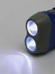 Фонарь-динамо механический, 2 LED, зарядка аккумулятора от движений руки