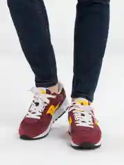 Бордовый женские кроссовки