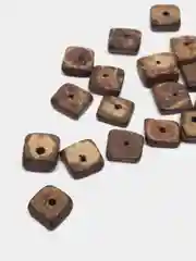 Бусины кокосовые, квадратные, примерно 10 мм, 20 штук