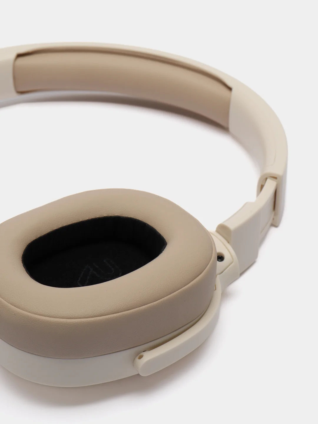 Бежевый беспроводные наушники P2961 HI-FI