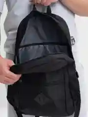 Рюкзак школьный для подростка Brauberg Dynamic эргономичный, черный, 43х30х13 см, 270801