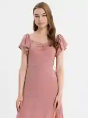 Кораллово-розовый летнее платье в горошек