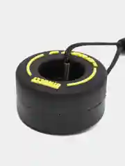 Желтый брелок на ключи "Шина Pirelli"