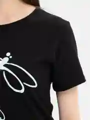 Черный футболка женская