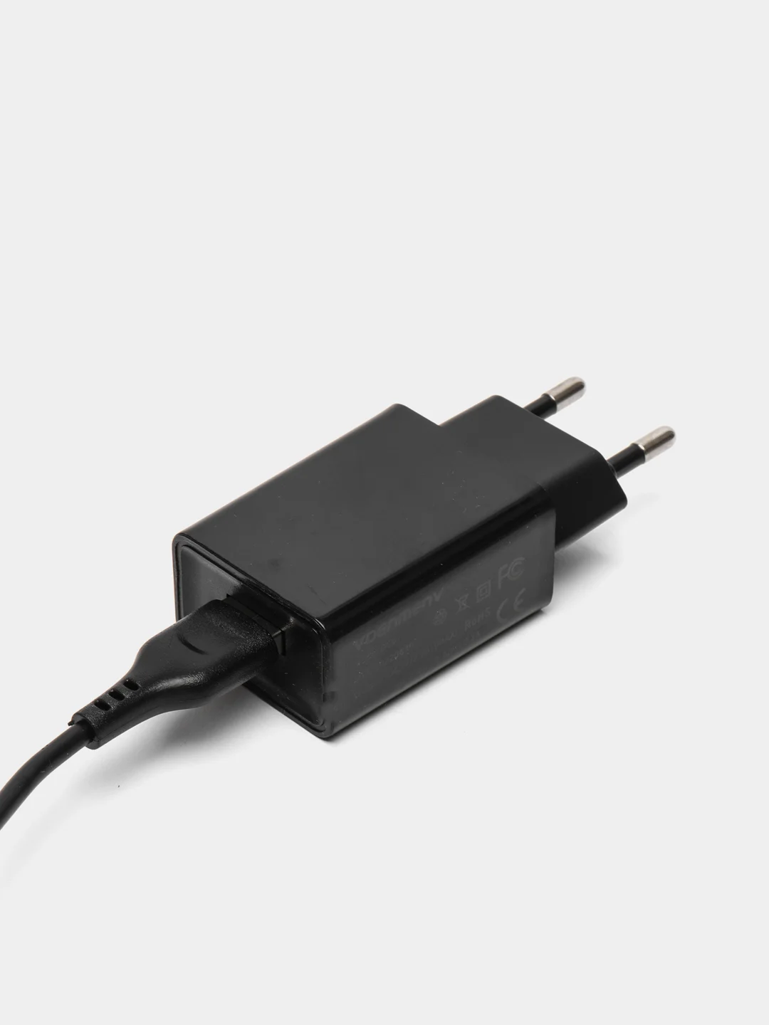 Черный зарядное устройство Denmen и кабель MicroUSB, 2,4A