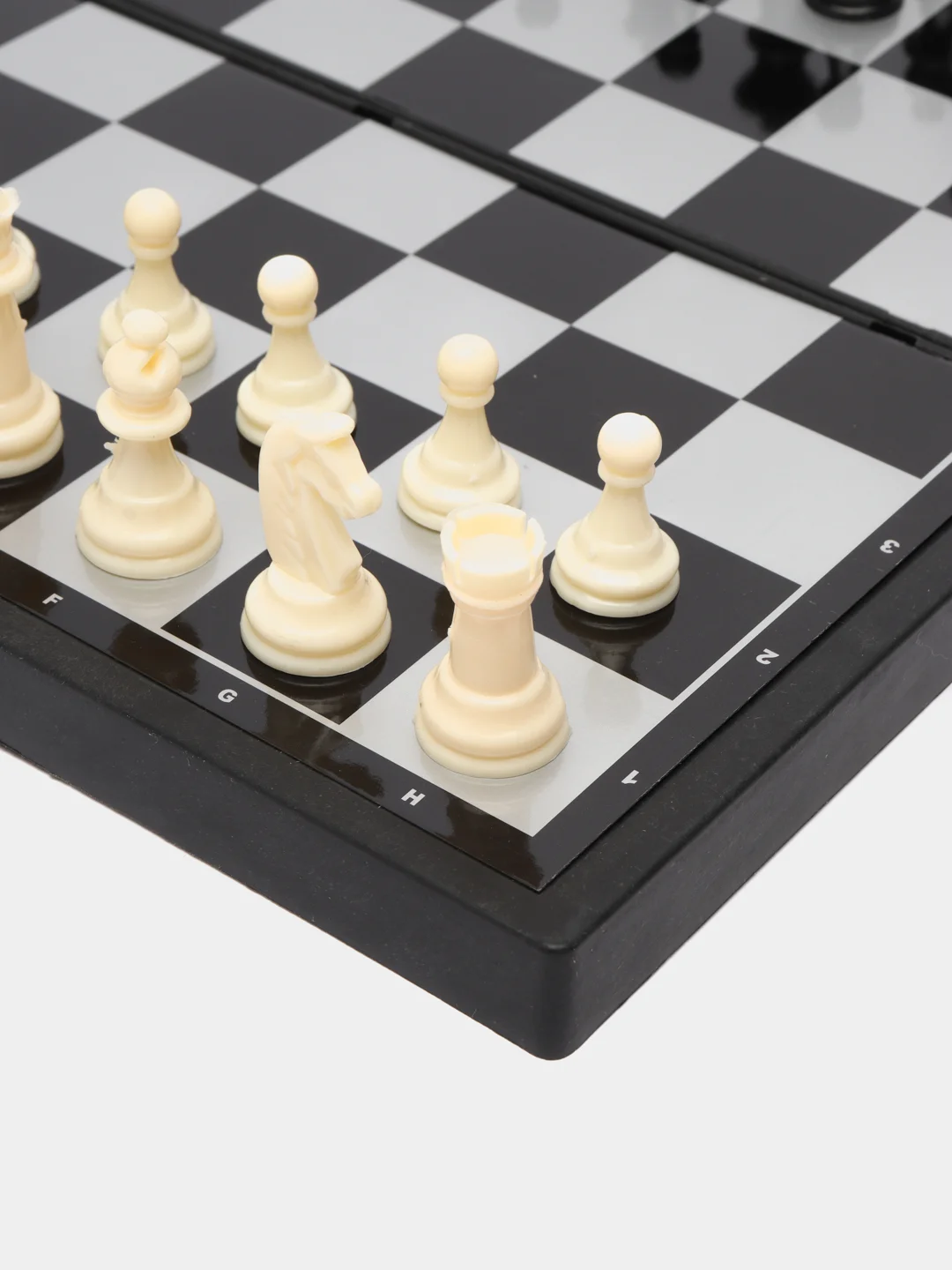 Игра настольная "Шахматы 3 в 1", магнитная доска, 24*24 см, чёрно-белые