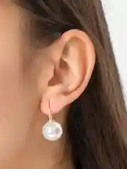 Белый женские серьги из жемчуга "Париж"