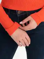 Оранжевый джемпер женский